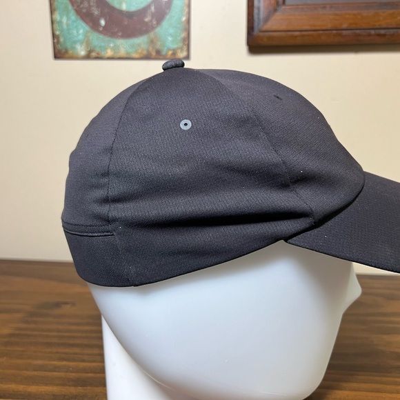 Lululemon Athletic Women's Black Adult Cap Hat Small Medium S/M Poly Nylon - Picture 5 of 9